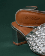 Sandália salto bloco (5 cm) - Prata - Imagem 2