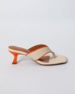 Sandália em salto pino na cor laranja - Imagem 6